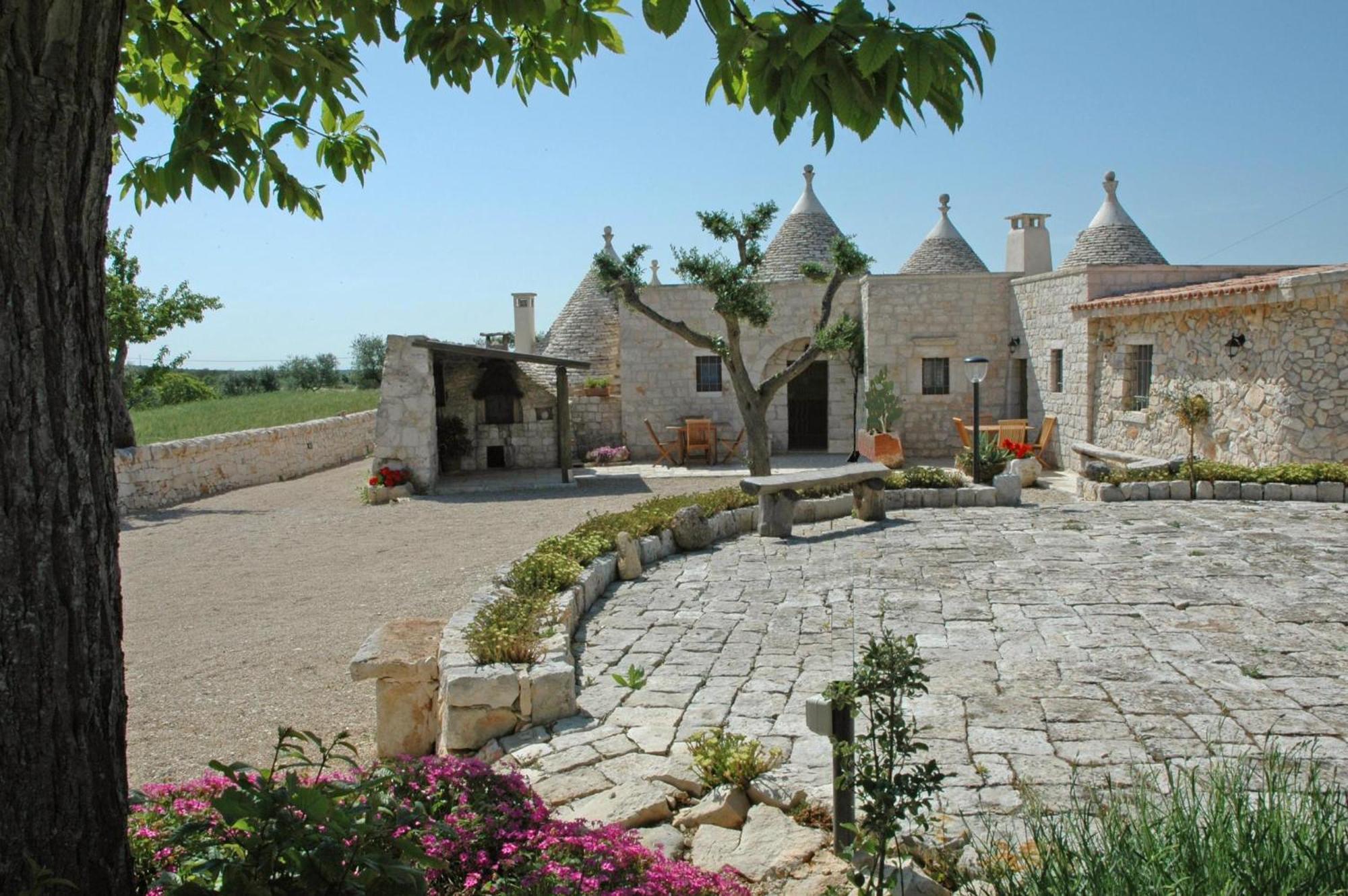Country house Trulli Il Castagno